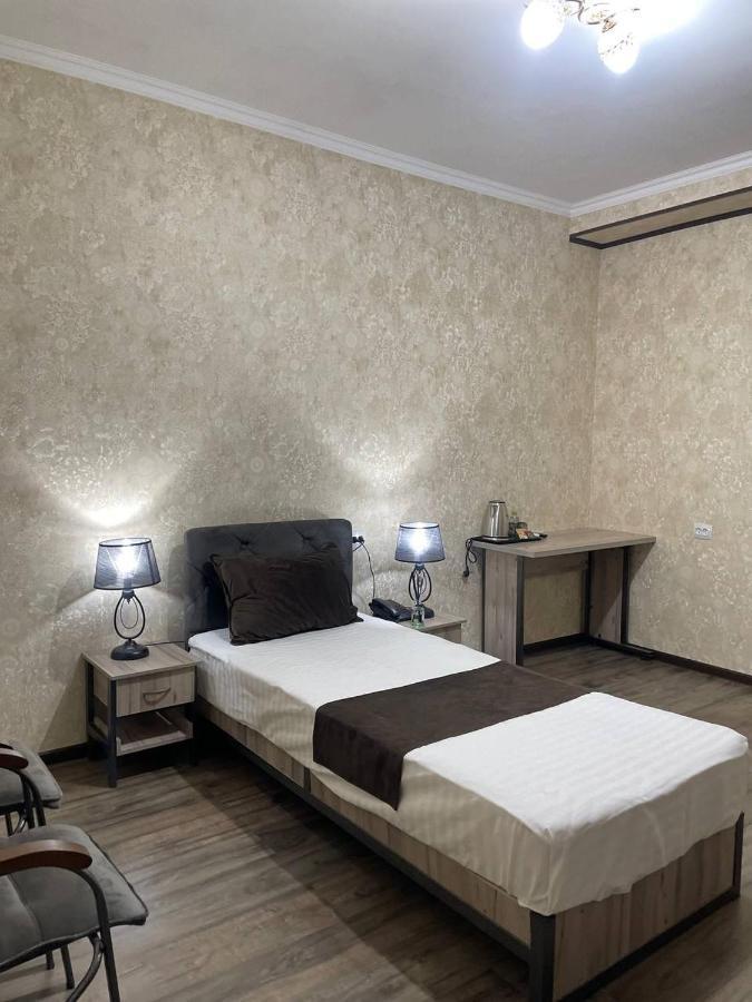 Yantai Hotel Ташкент Екстер'єр фото